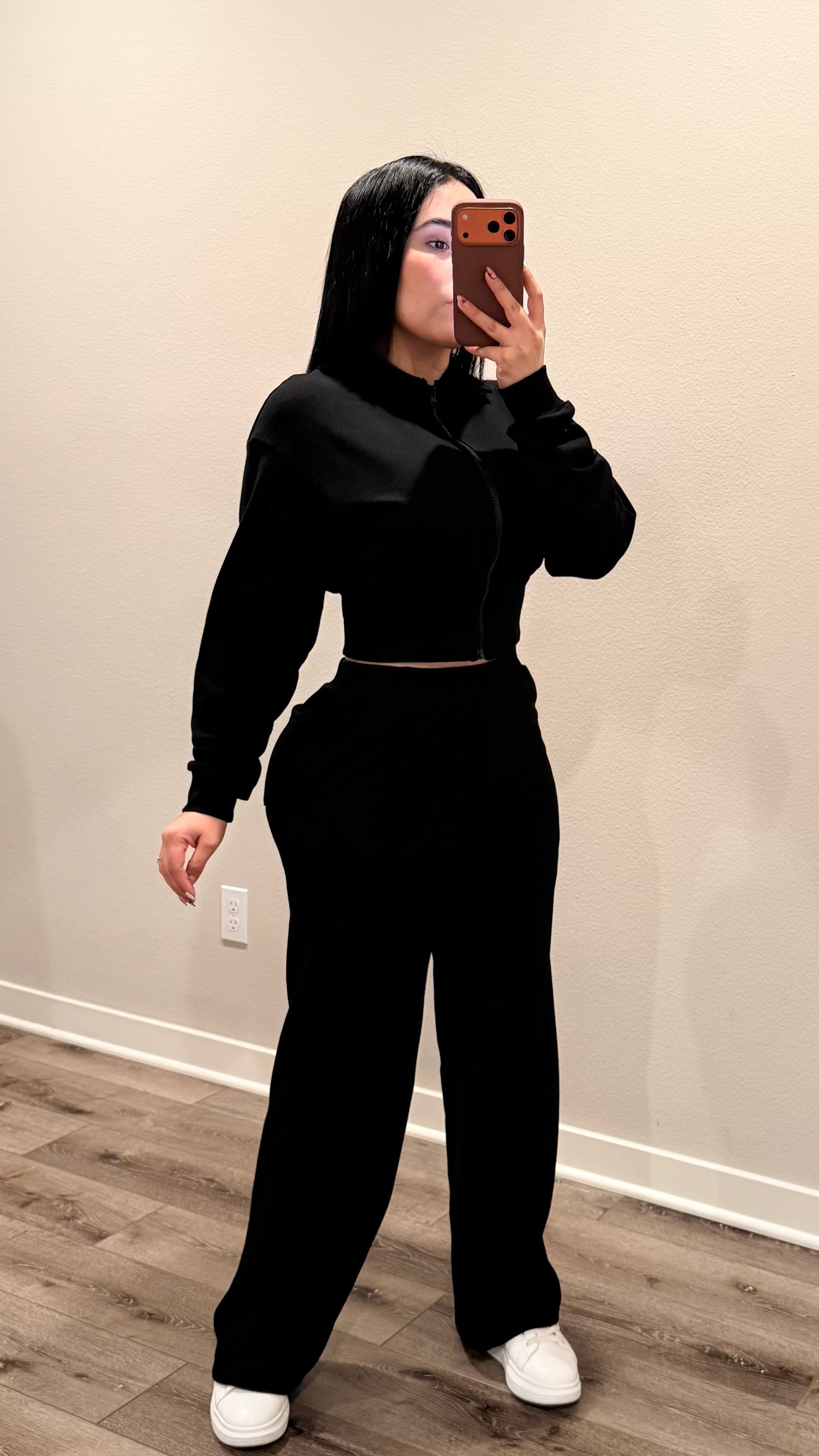 Black Yimarys set