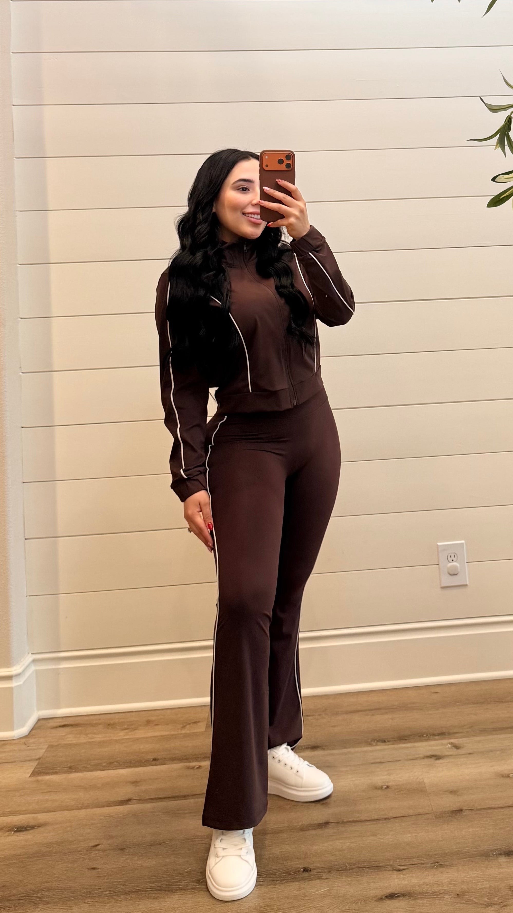 BROWN WIDE LEG WORKOUT SET