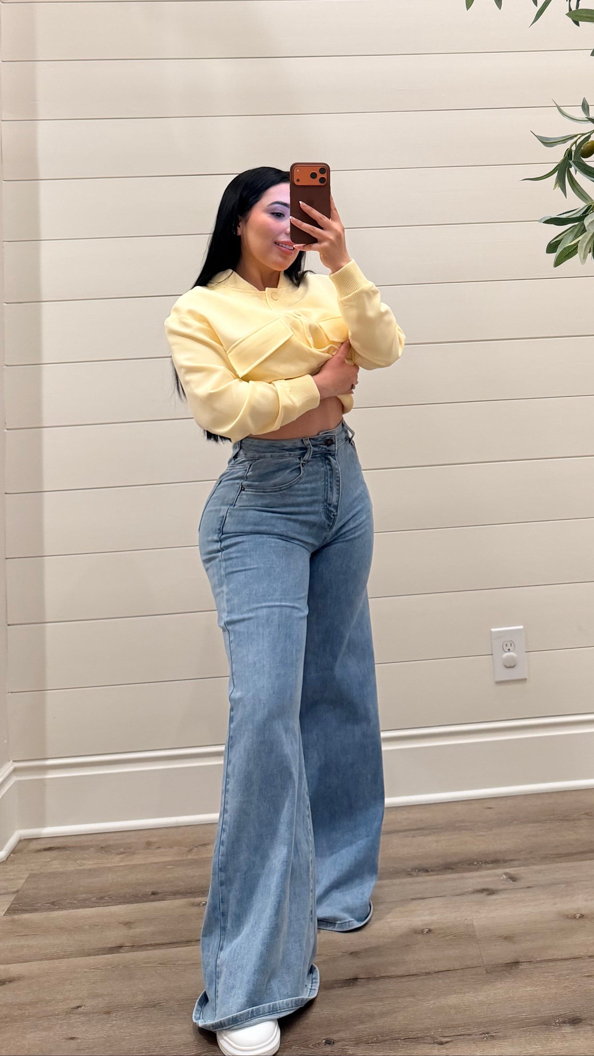 Lovely Wide Leg Jeans