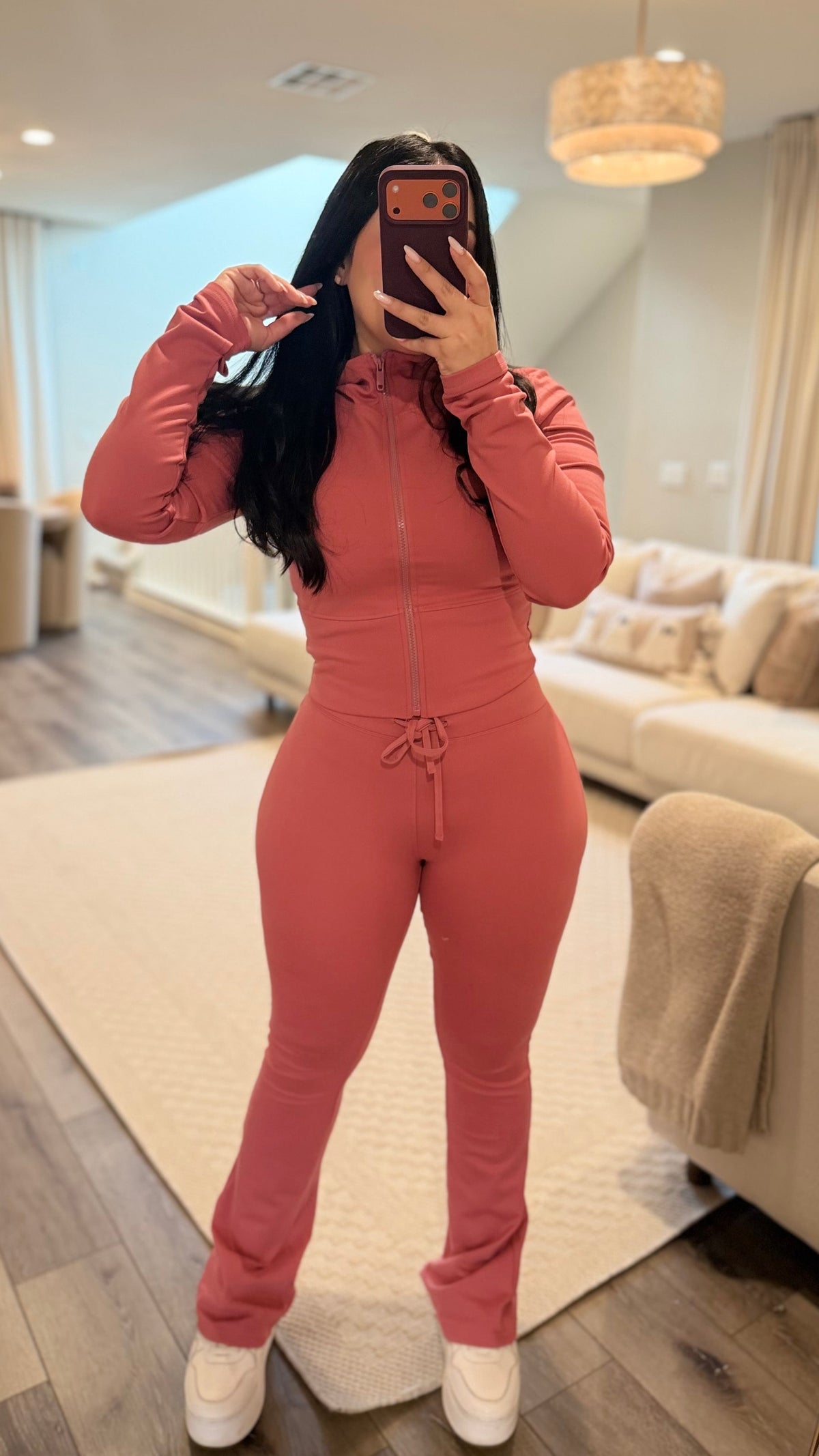 Mayve Active Set