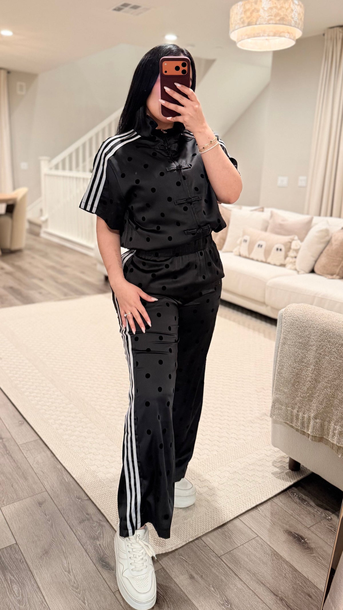 Adi Black Set