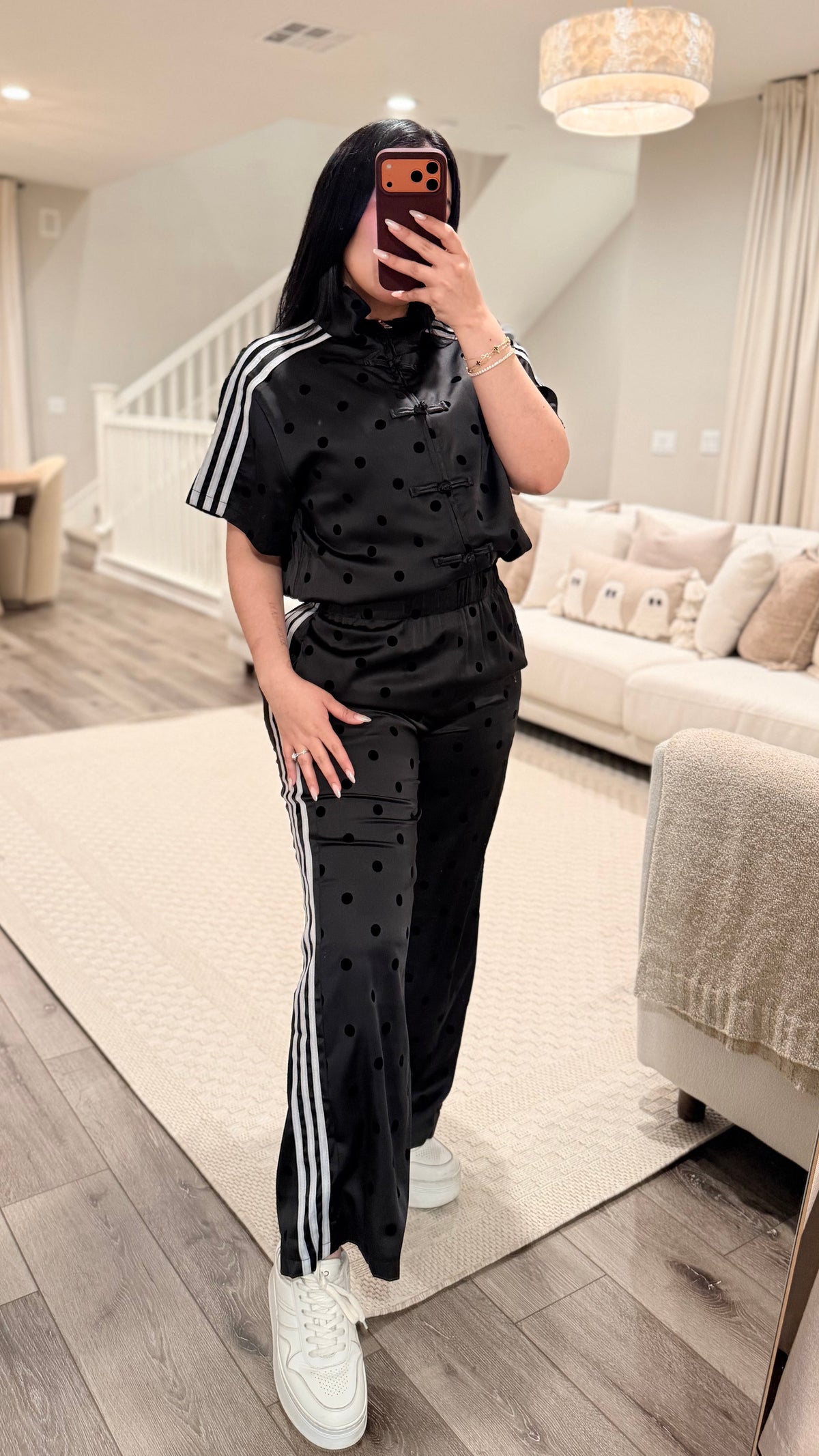 Adi Black Set