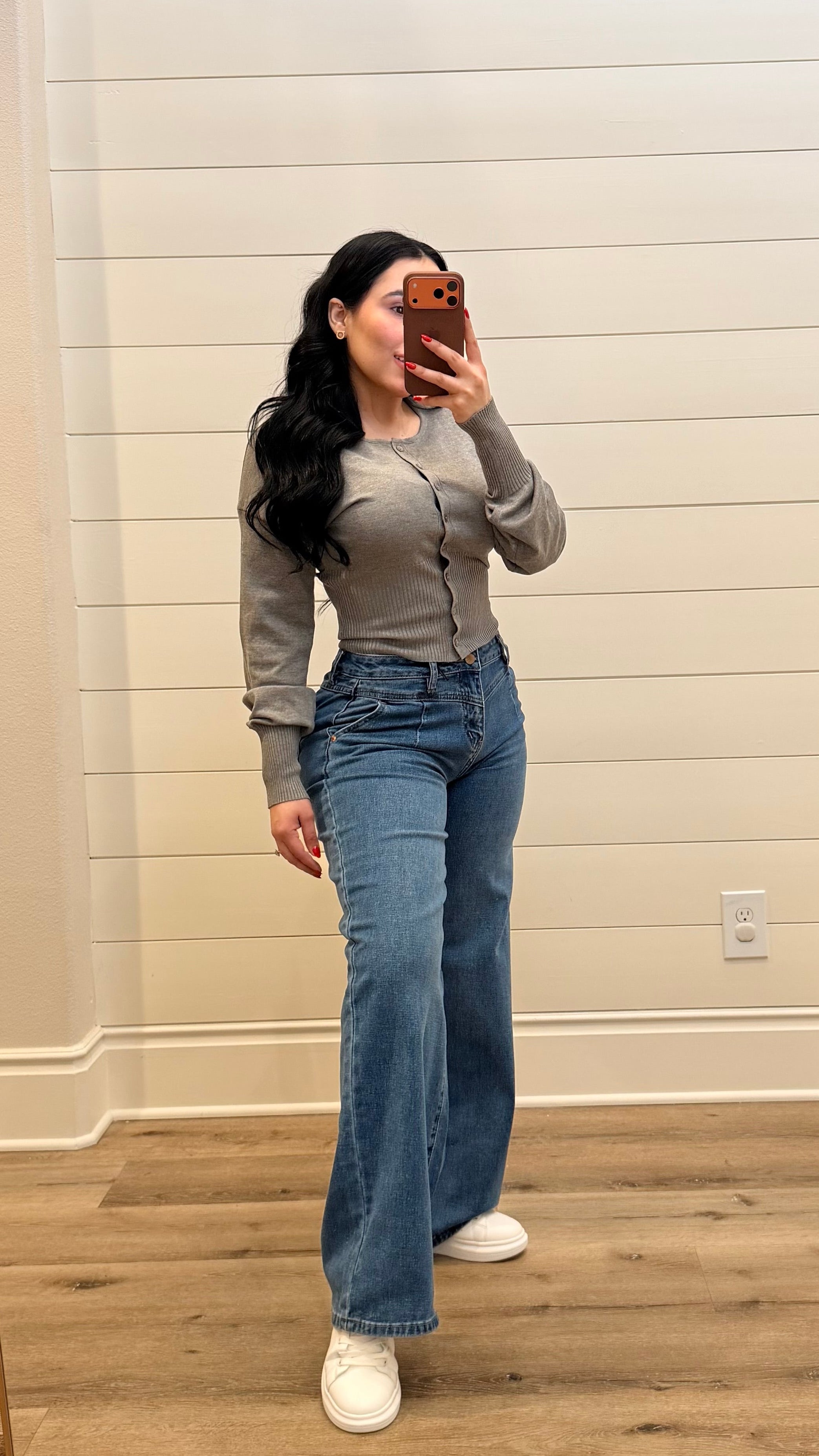 Mid Rise Wide Leg Jeans
