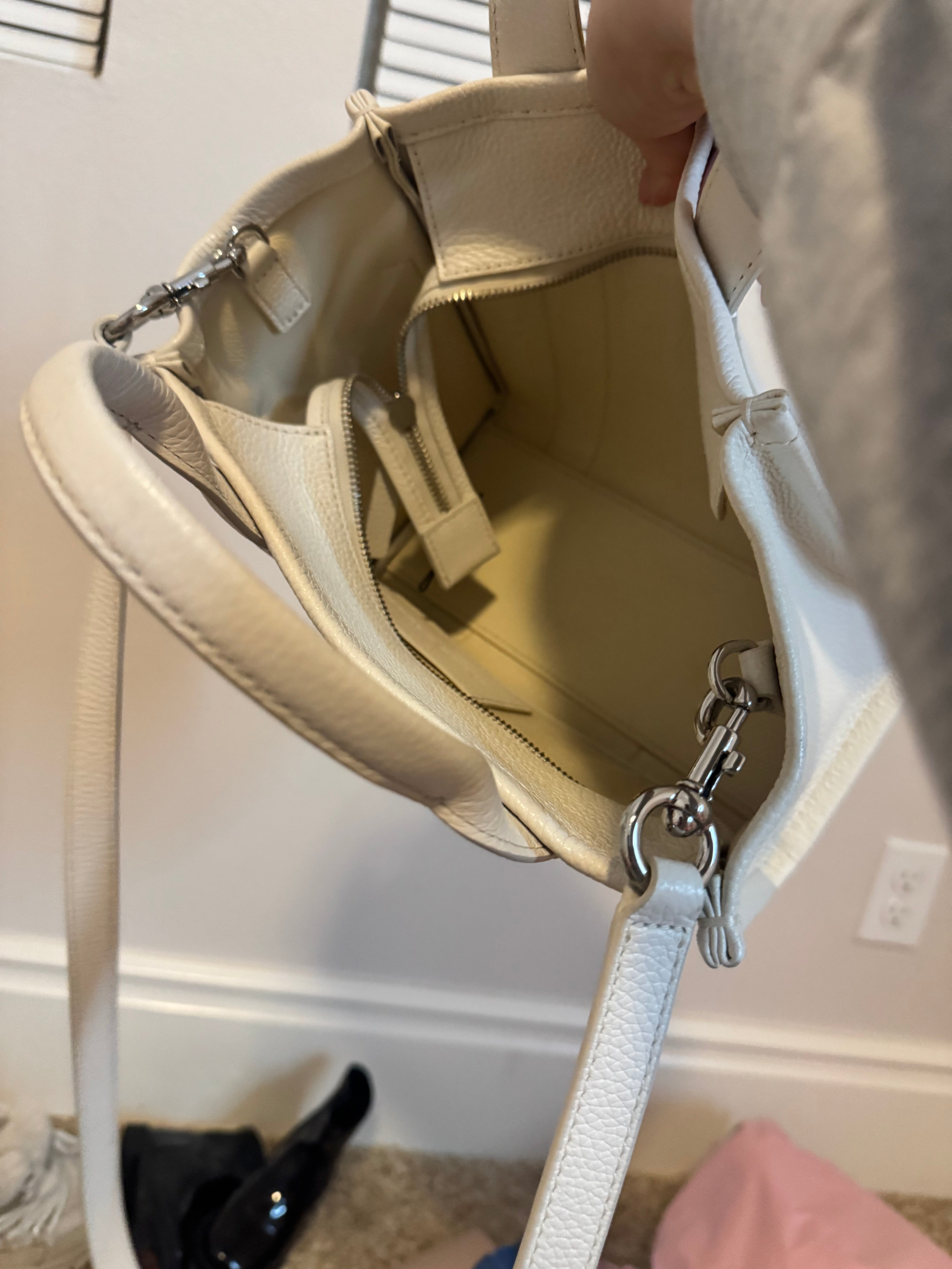 Marc Jacob’s leather tote bag