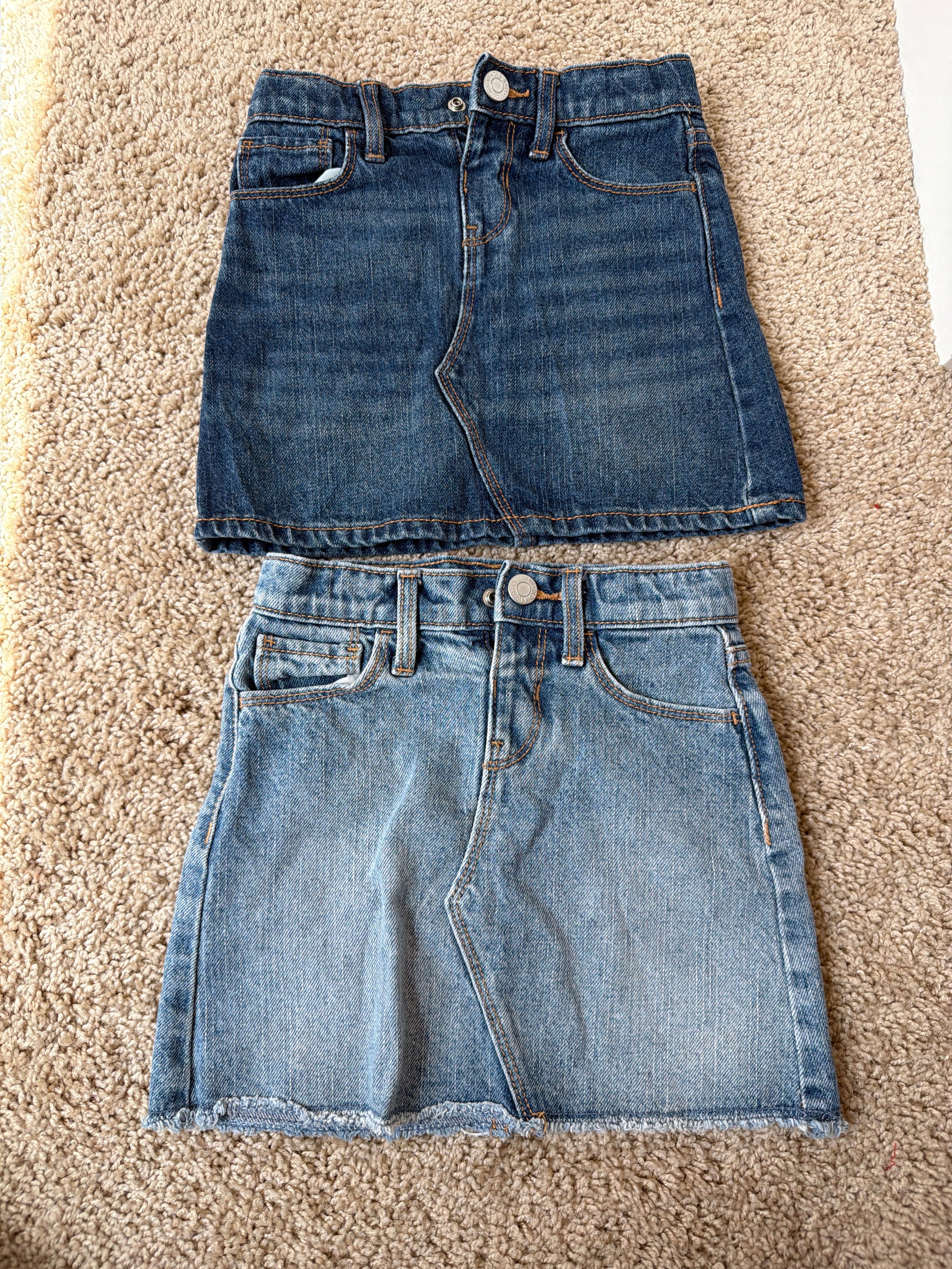 Old Navy Skirts Bundle size 4