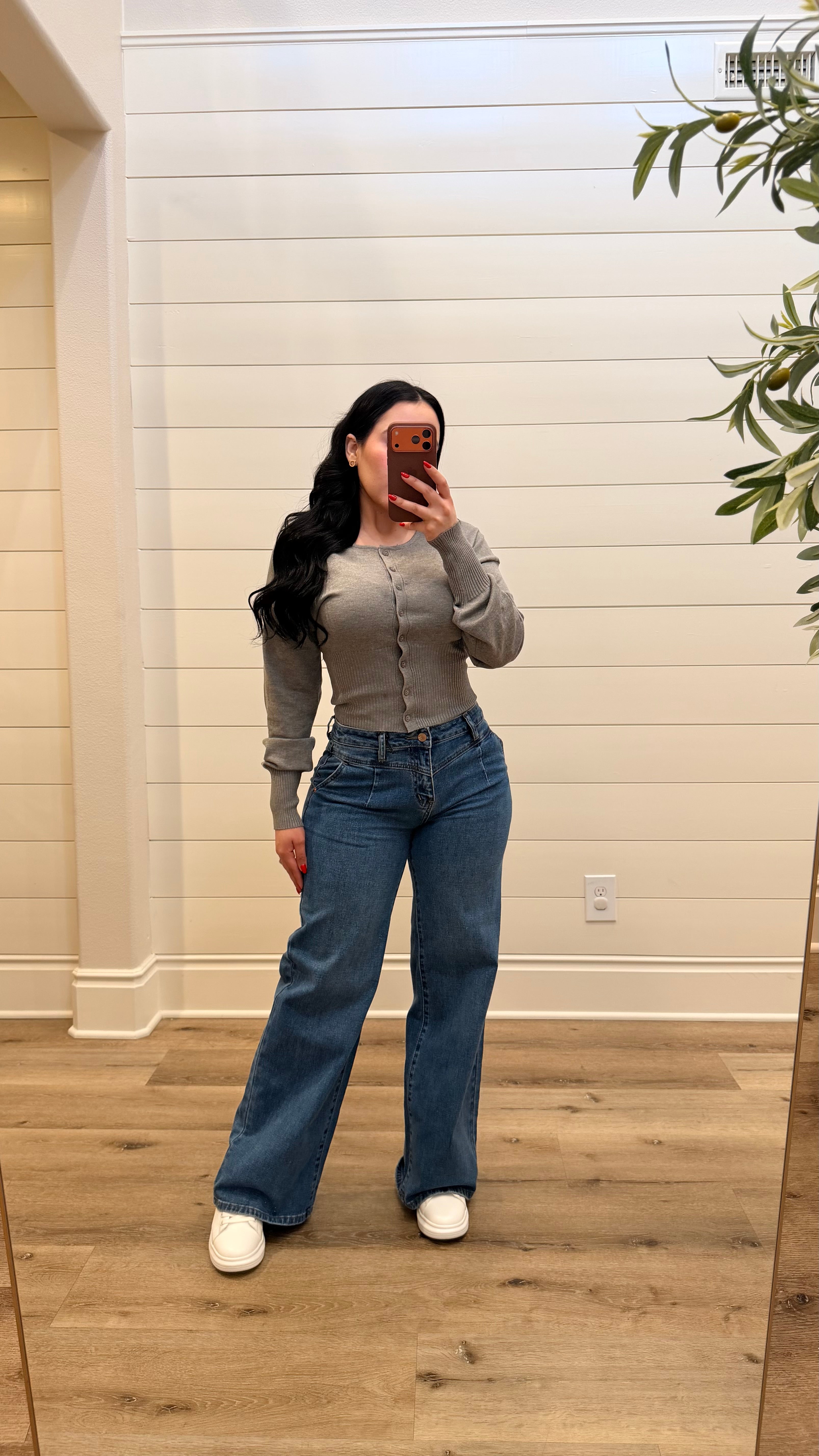 Mid Rise Wide Leg Jeans