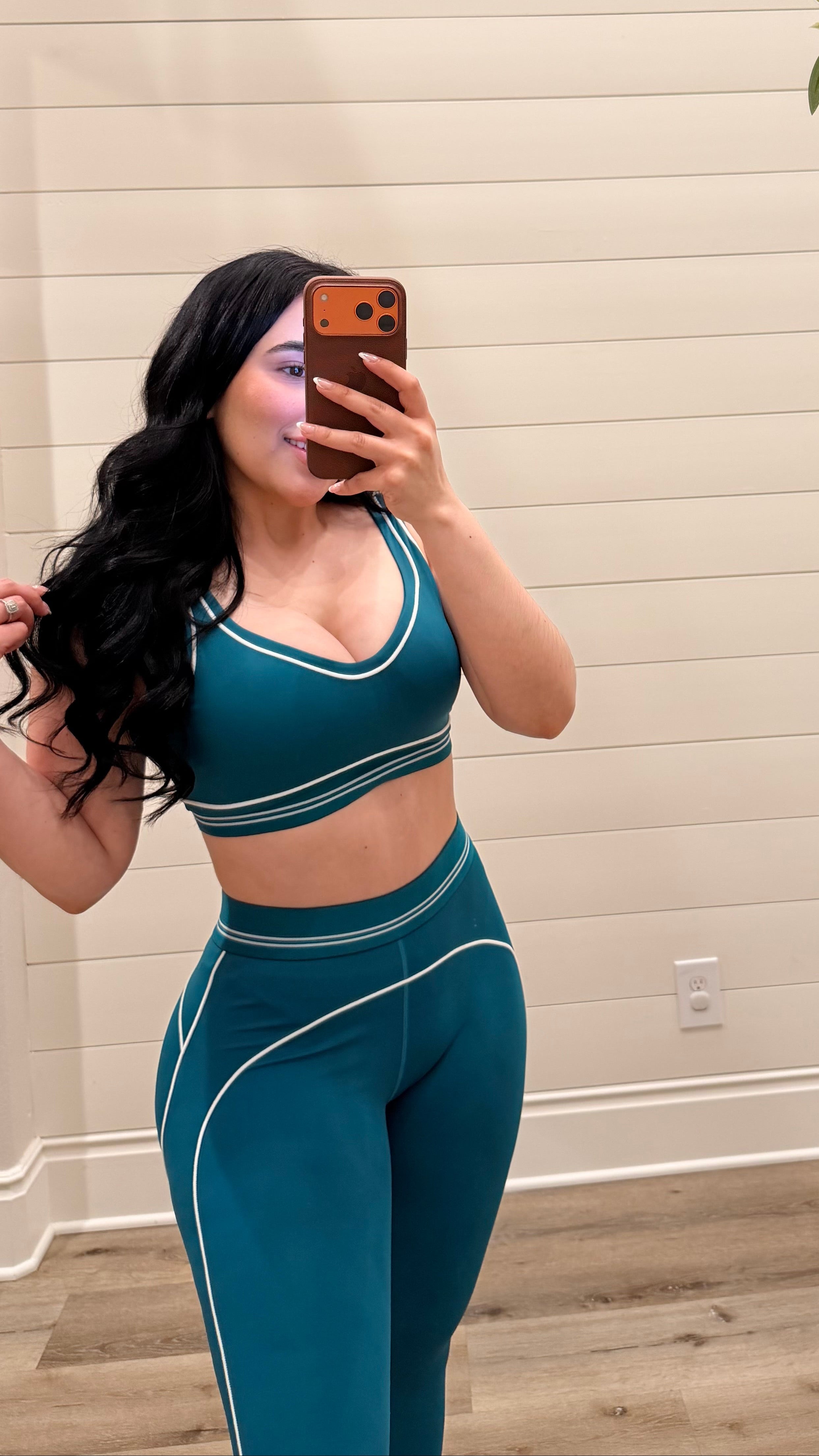Alondra Emerald Active Set