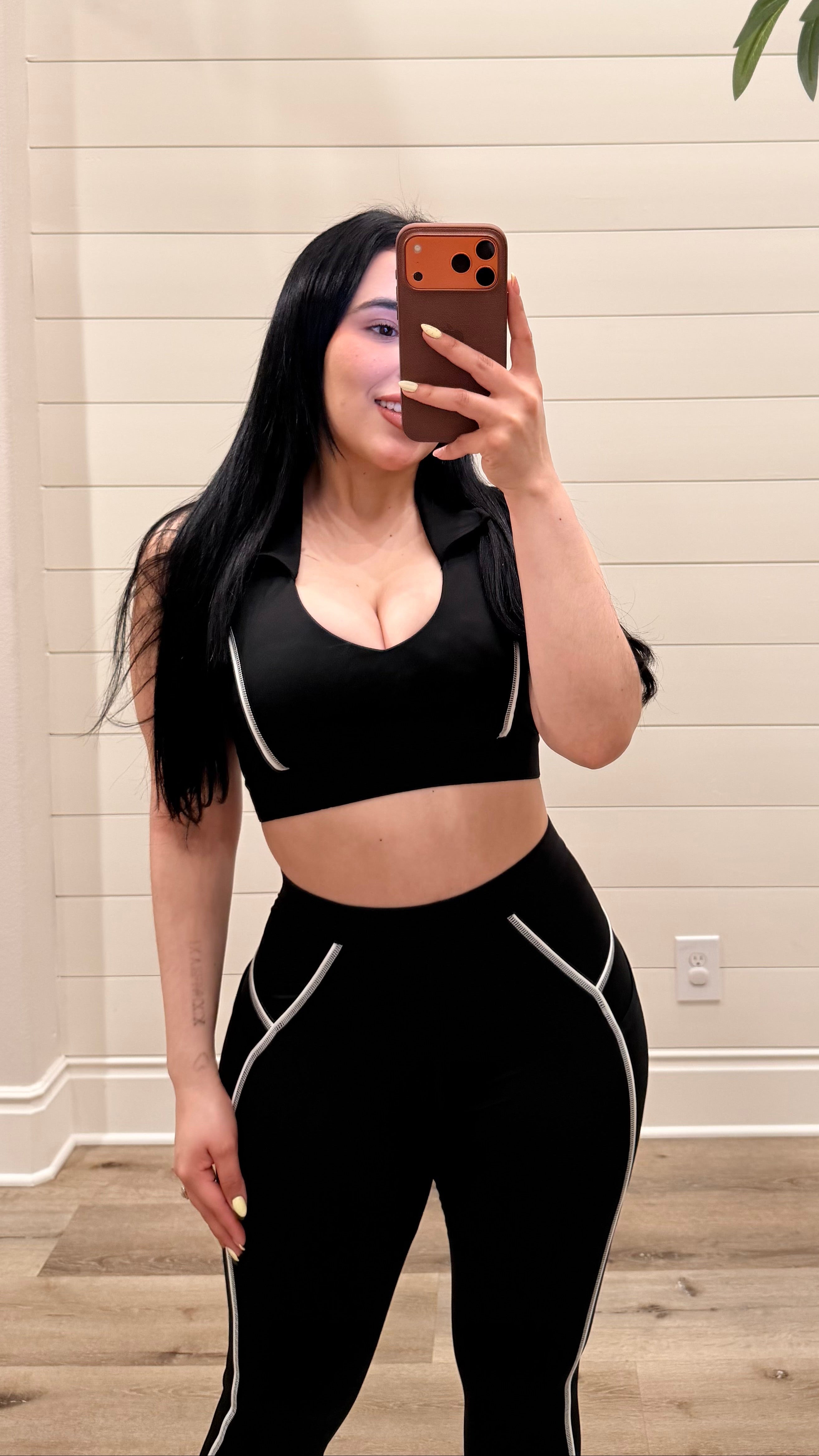 Sofia Black Active Set