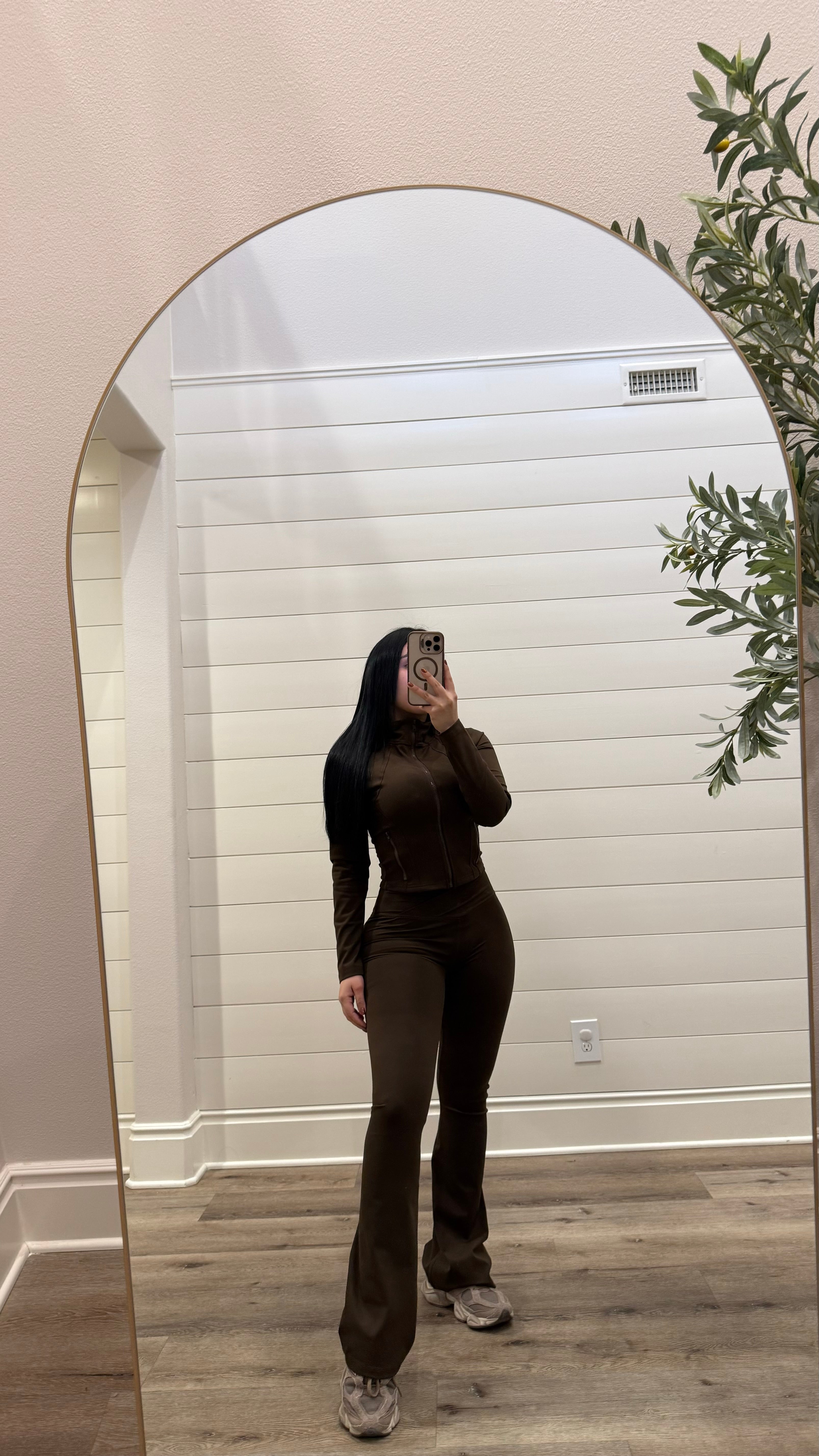 DARK BROWN FLARED ACTIVE SET