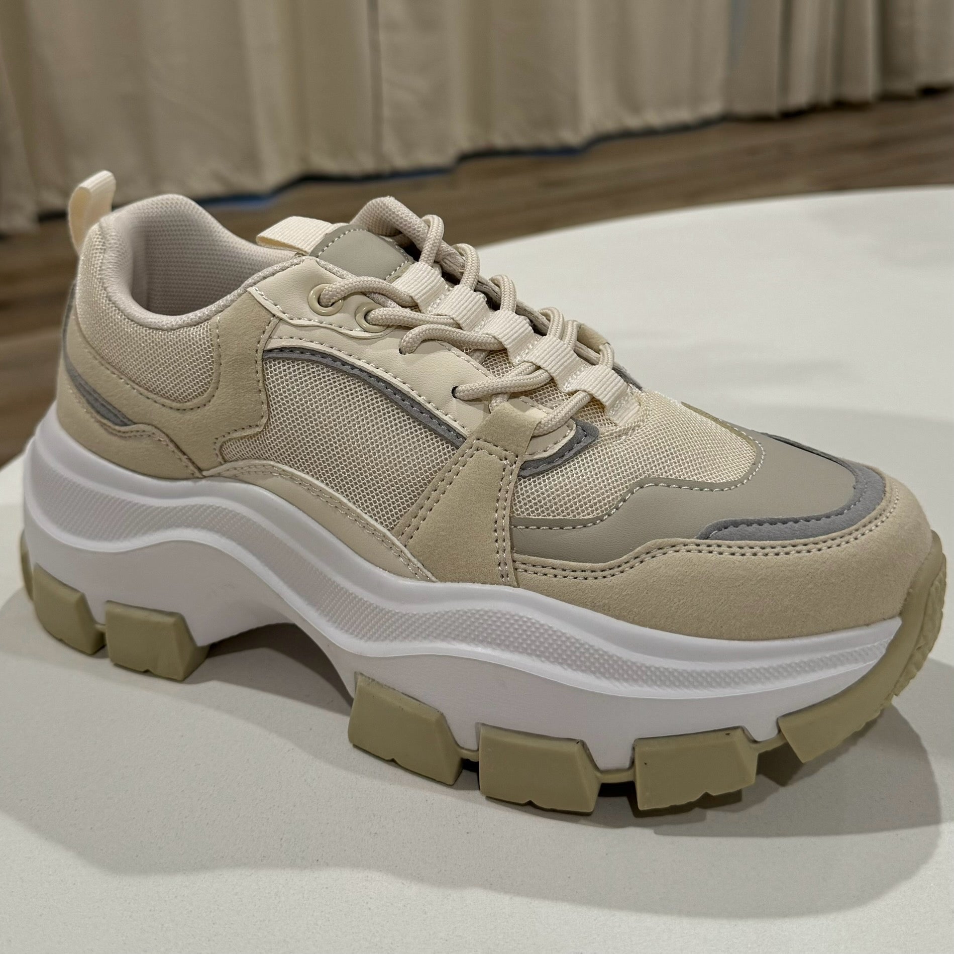 NUDE CHUNKY SNEAKERS