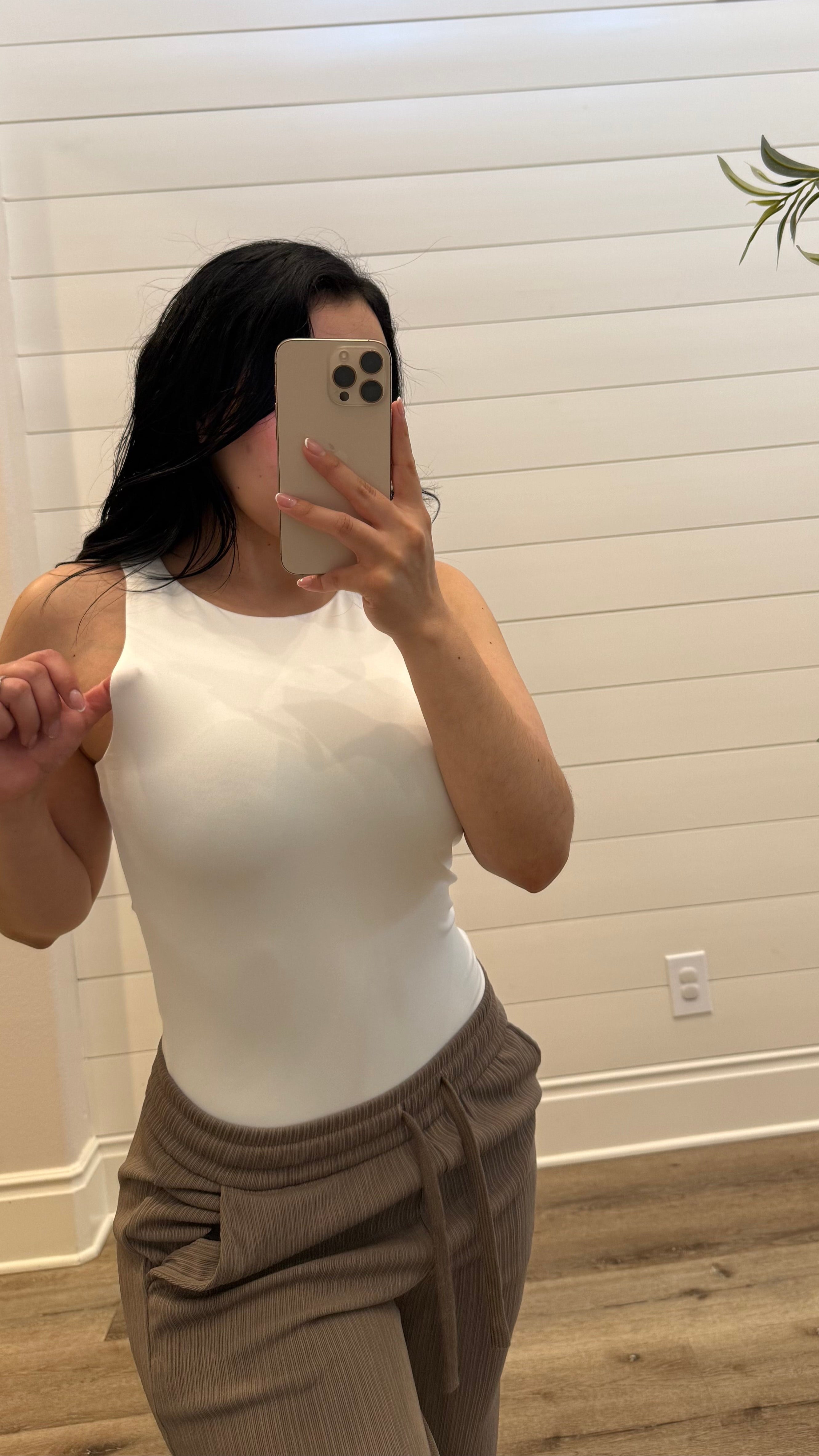 WHITE BASIC BODYSUIT