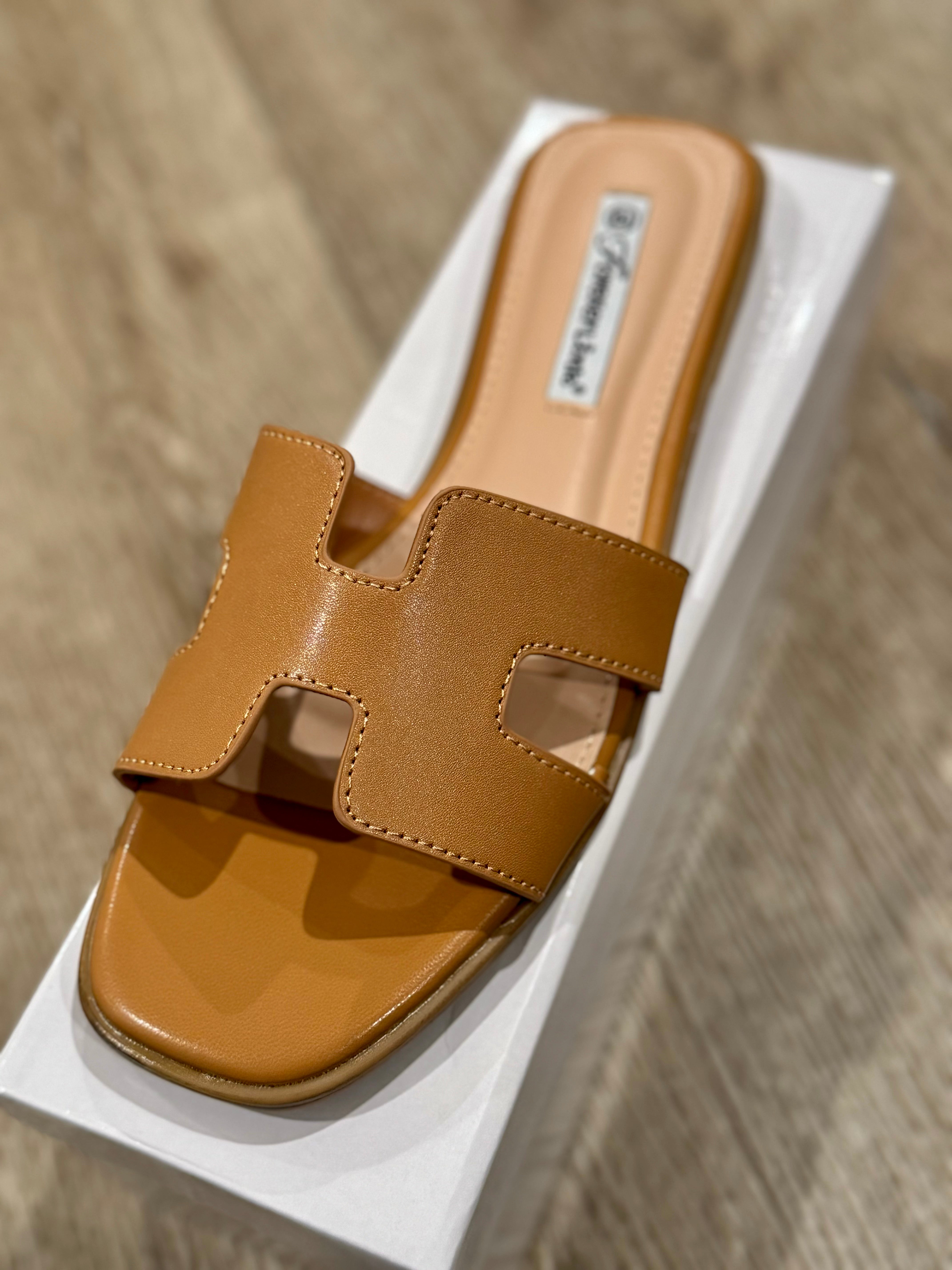 BROWN SANDALS