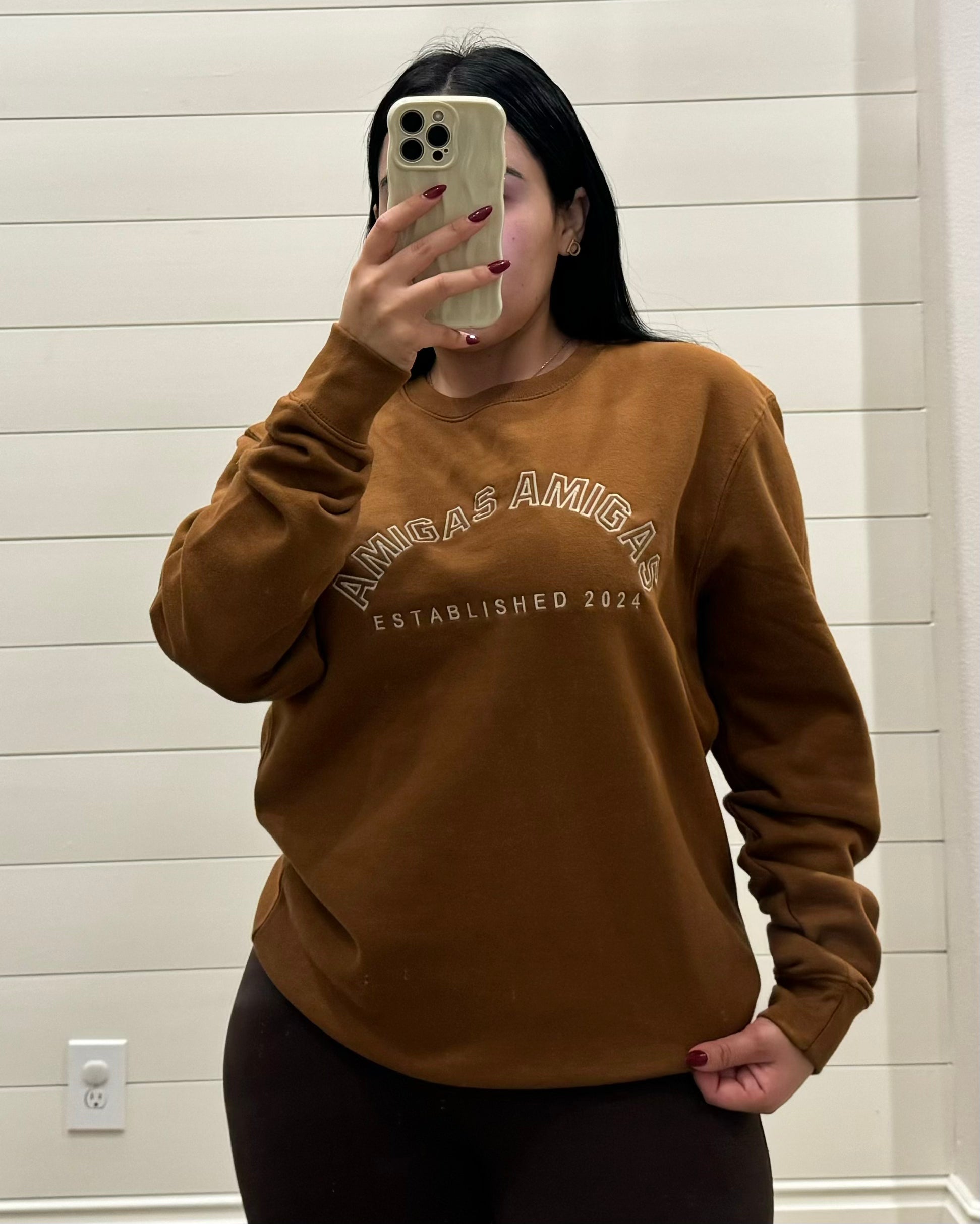 AMIGAS AMIGAS BROWN CREWNECK